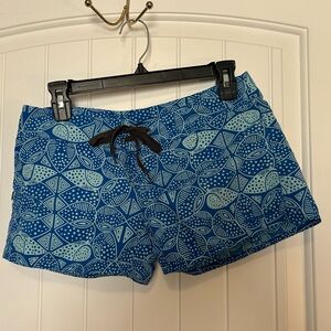 patagonia blue patterned board shorts